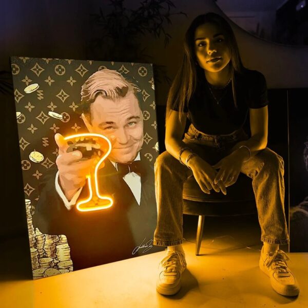 Leonardo Champagne UV Neon Sign - Image 2